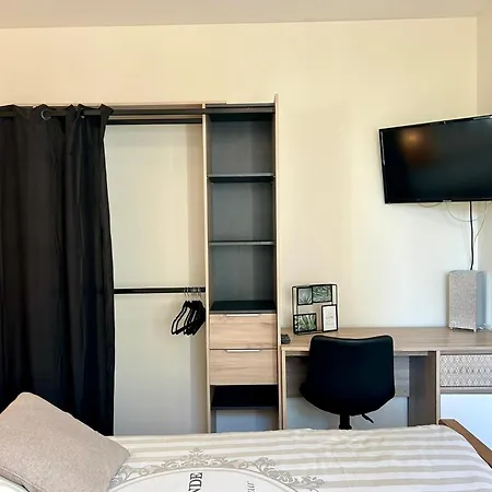 Investar 4 Superbe T2 Meuble, Gare 10mn A Pied Монлюсон